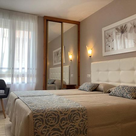 Hotel El Refugio 3 Estrellas โกเบรเซส ภายนอก รูปภาพ