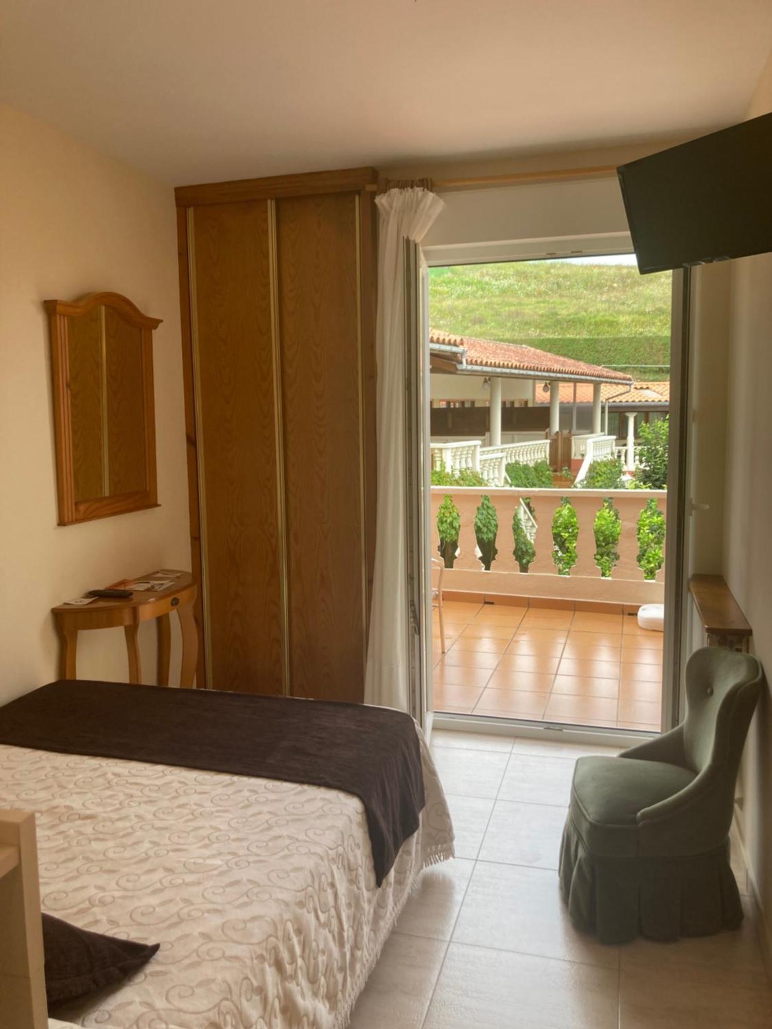 Hotel El Refugio 3 Estrellas โกเบรเซส ภายนอก รูปภาพ