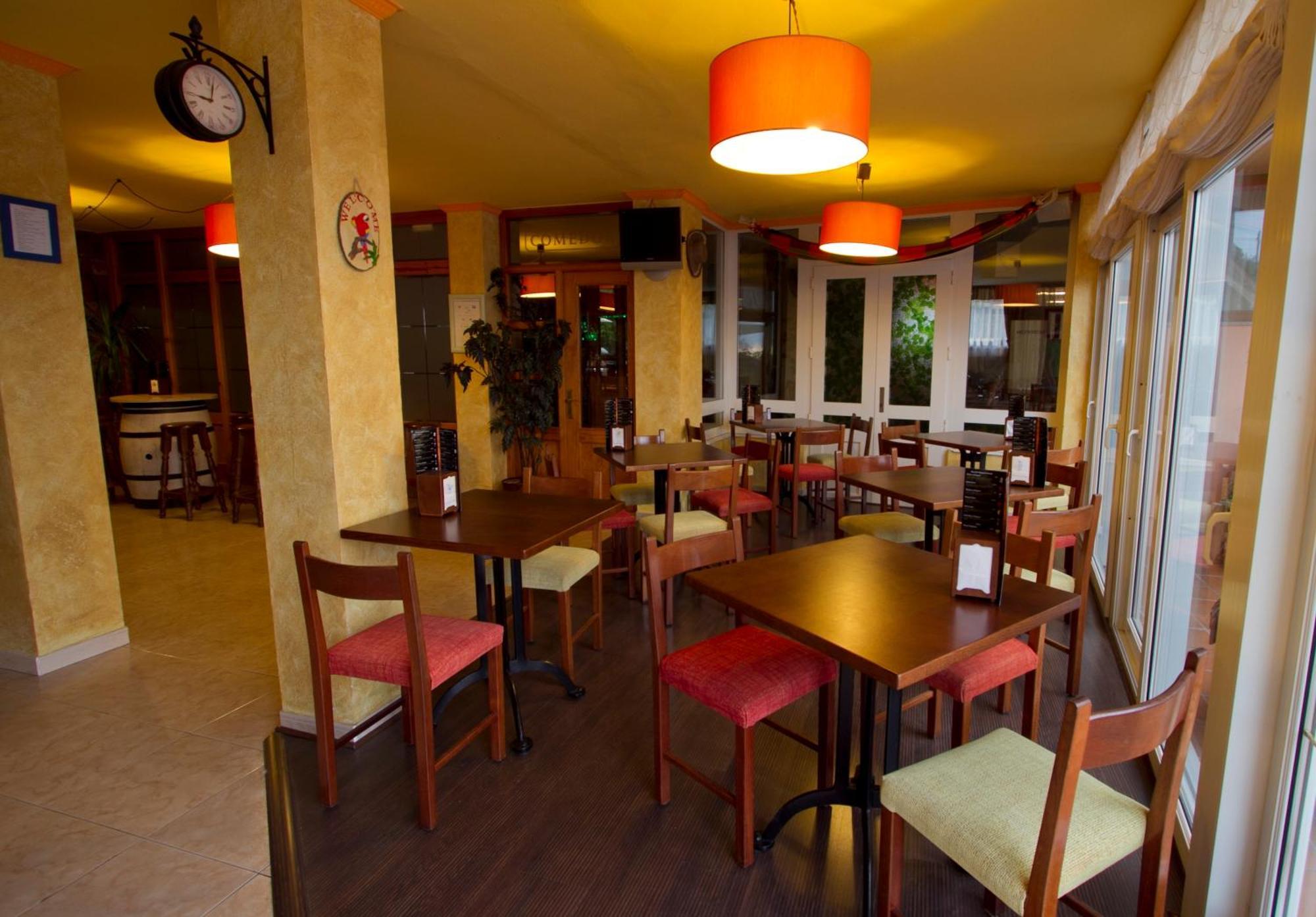 Hotel El Refugio 3 Estrellas โกเบรเซส ภายนอก รูปภาพ
