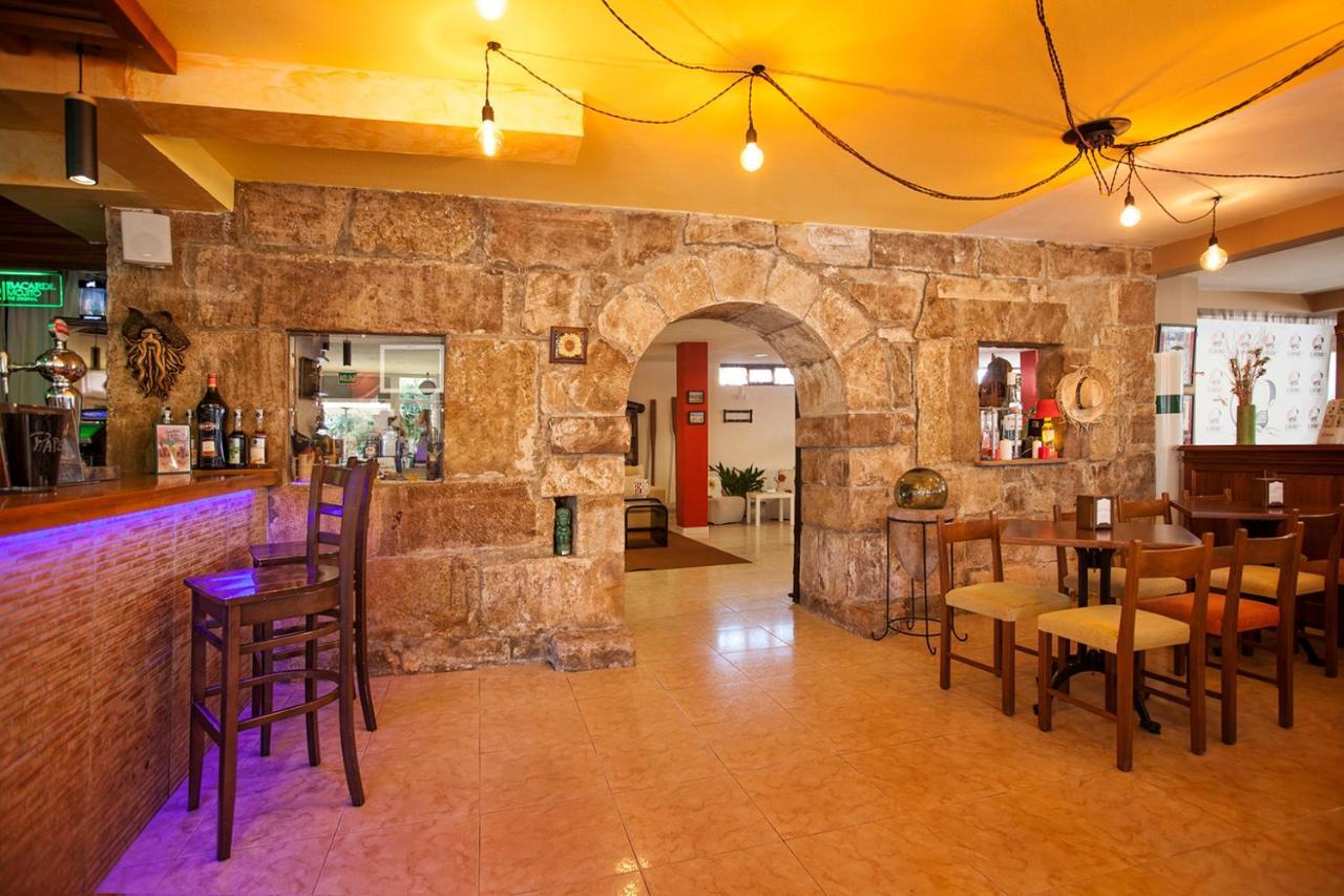 Hotel El Refugio 3 Estrellas โกเบรเซส ภายนอก รูปภาพ